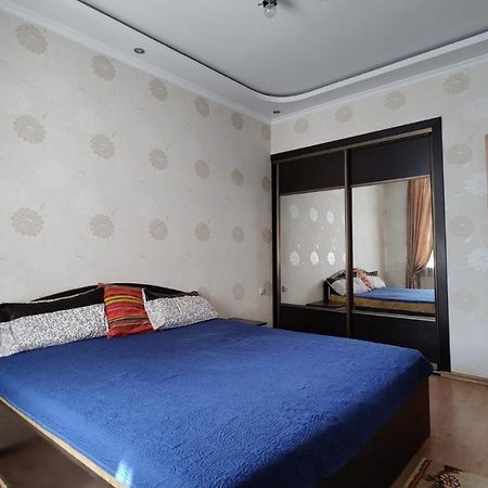 Stefan Cel Mare 64 Apartment Chisinau Exterior photo