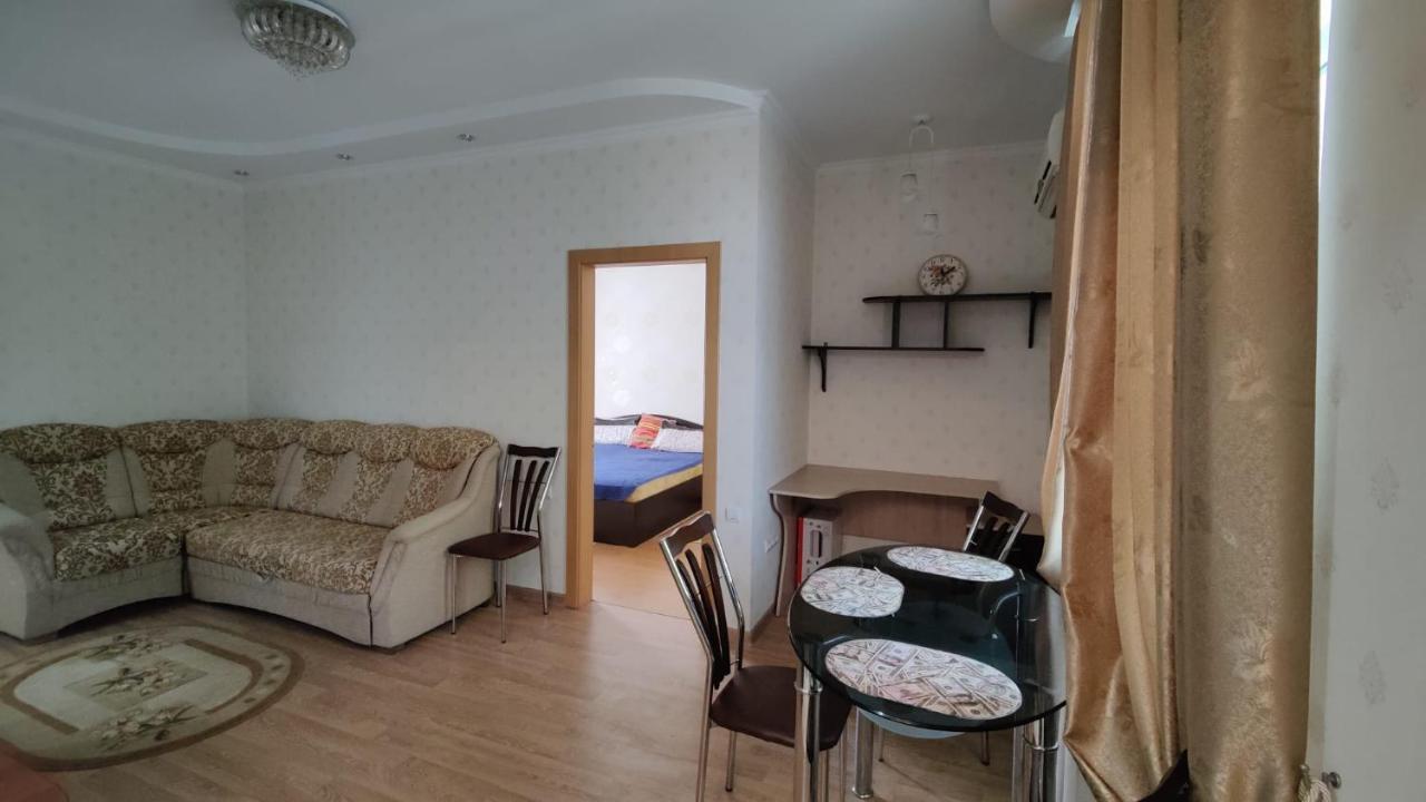 Stefan Cel Mare 64 Apartment Chisinau Exterior photo